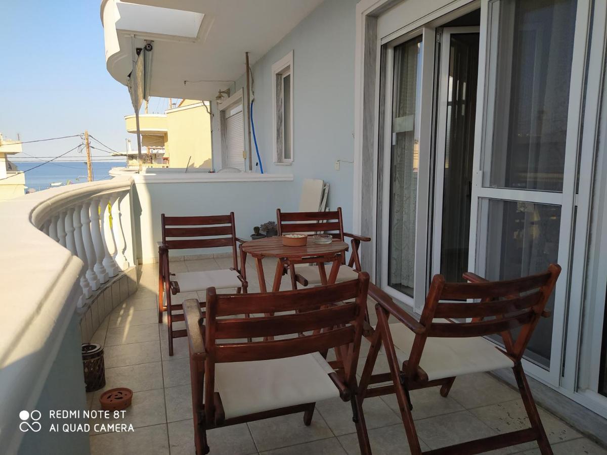 Sea And Sky Apartment Неа-Перамос Экстерьер фото